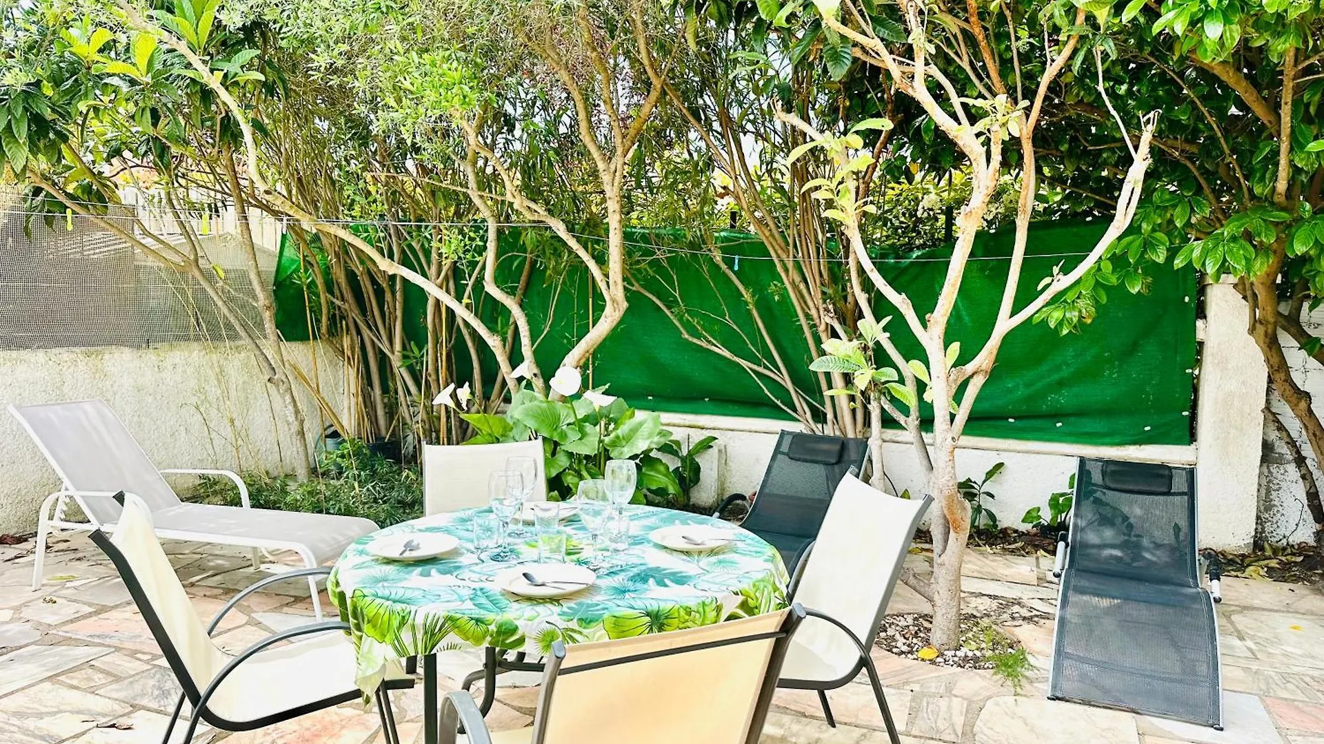 Global Immo 5060 Casa Petite Villa Roses Spain